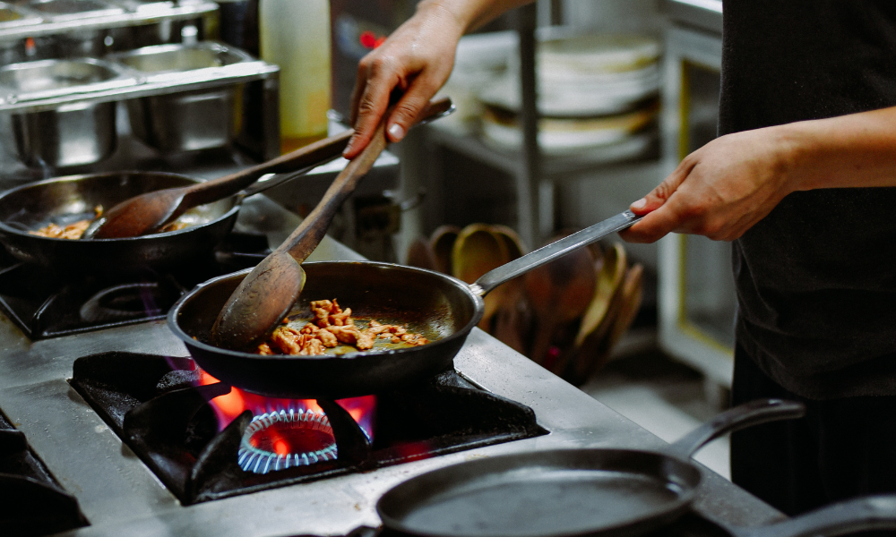 how to identify induction cookware 